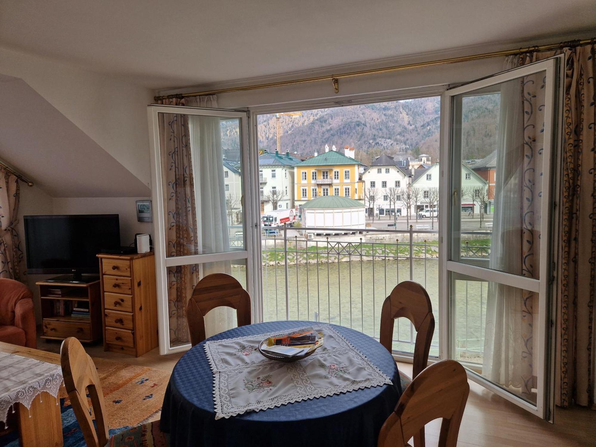 Traunkai Zauner Blick * Bad Ischl