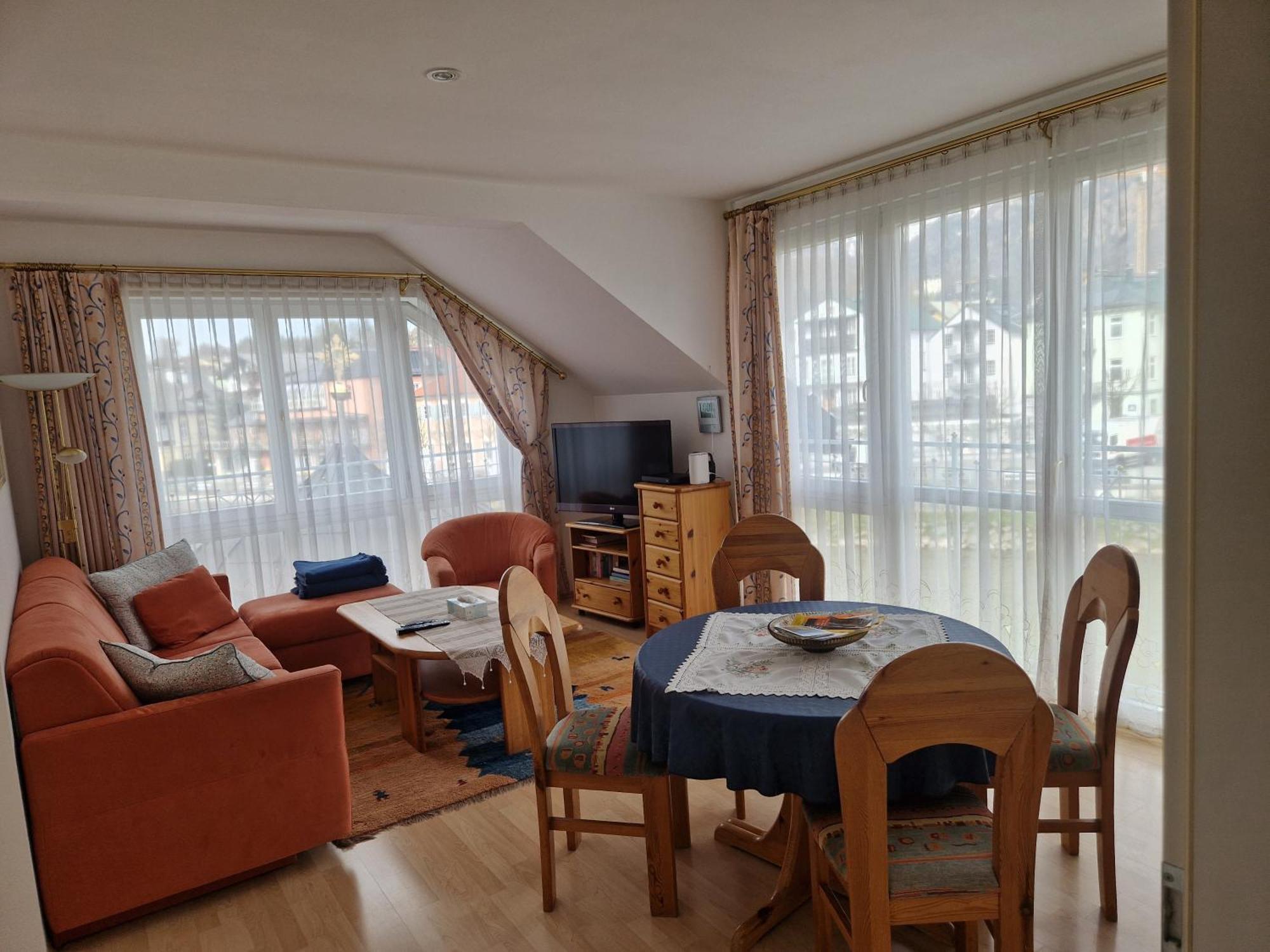 Traunkai Zauner Blick * Bad Ischl